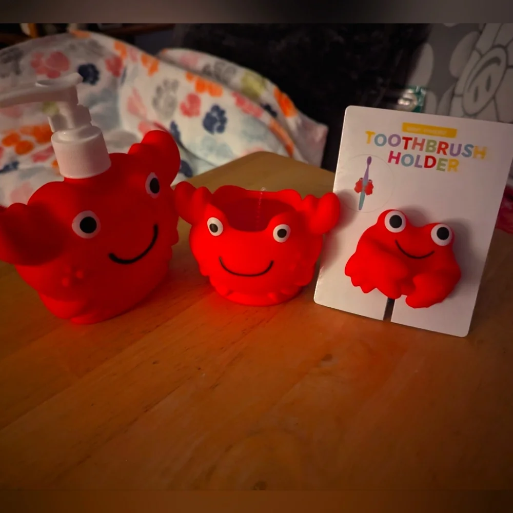 Red Crab Bathroom Set